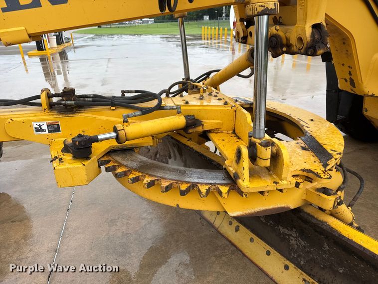 image for item NJ9163 2005 Volvo G720B motor grader