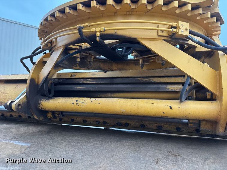 image for item NJ9163 2005 Volvo G720B motor grader