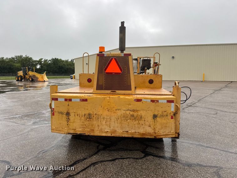 image for item NJ9165 1986 Blaw-Knox RW-100 road widener