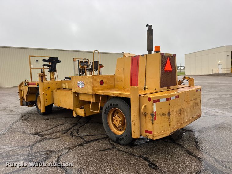 image for item NJ9165 1986 Blaw-Knox RW-100 road widener