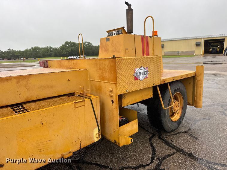image for item NJ9165 1986 Blaw-Knox RW-100 road widener