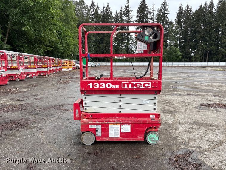 image for item YA3463 2018 MEC 1330SE scissor lift