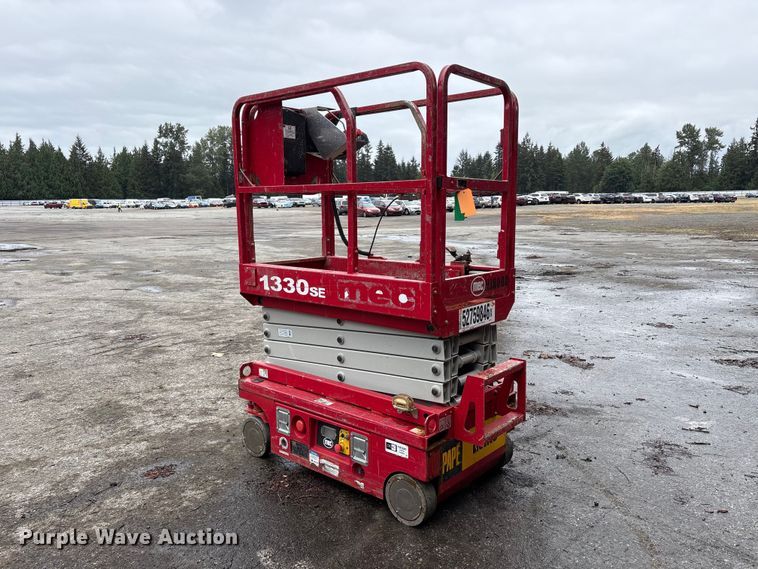 image for item YA3463 2018 MEC 1330SE scissor lift