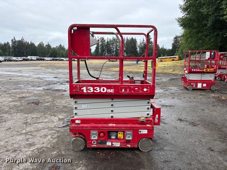 image for item YA3463 2018 MEC 1330SE scissor lift