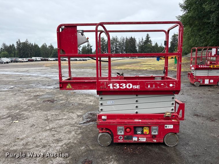 image for item YA3463 2018 MEC 1330SE scissor lift