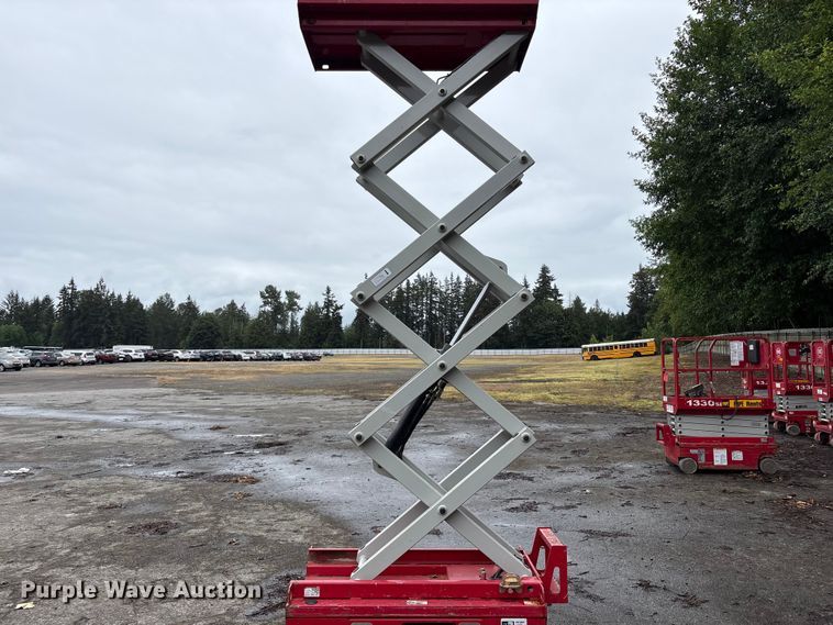 image for item YA3463 2018 MEC 1330SE scissor lift