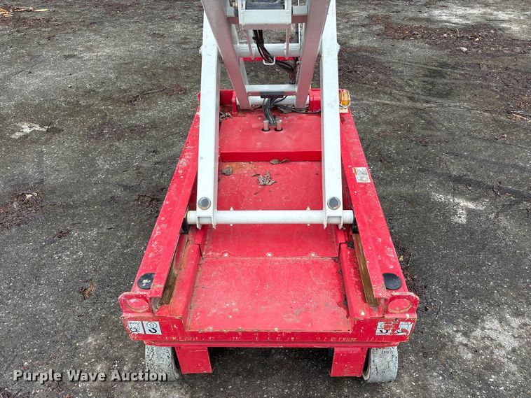 image for item YA3463 2018 MEC 1330SE scissor lift
