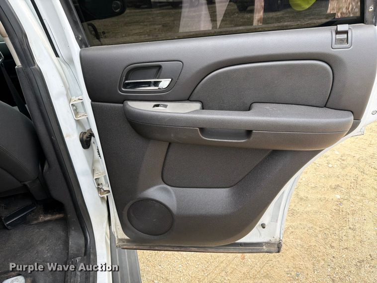 image for item YA3672 2012 Chevrolet Tahoe Police SUV