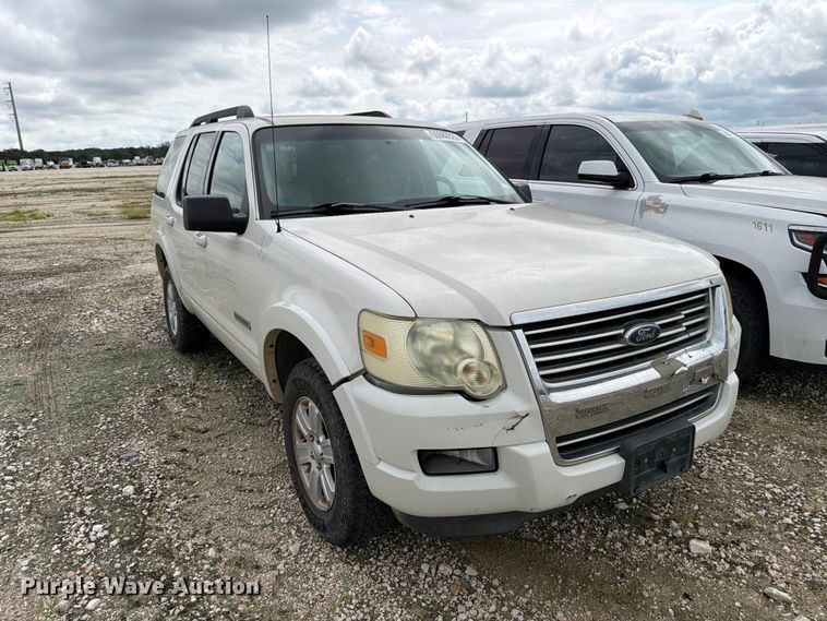 image for item YA3673 2008 Ford Explorer SUV