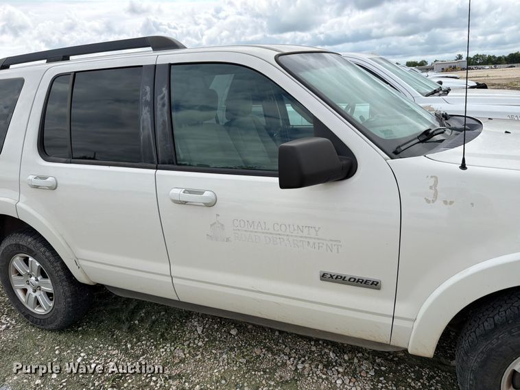 image for item YA3673 2008 Ford Explorer SUV