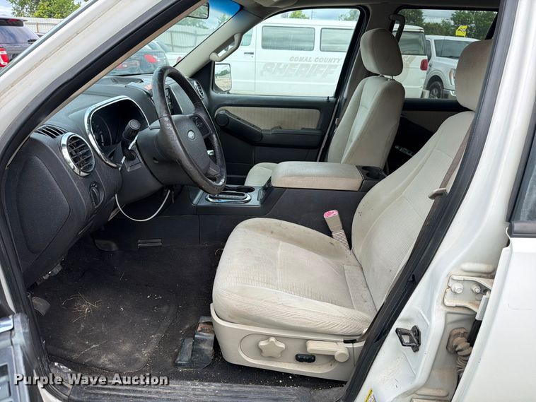 image for item YA3673 2008 Ford Explorer SUV