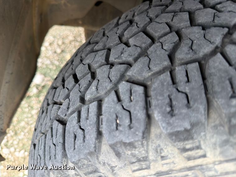 image for item YA3673 2008 Ford Explorer SUV