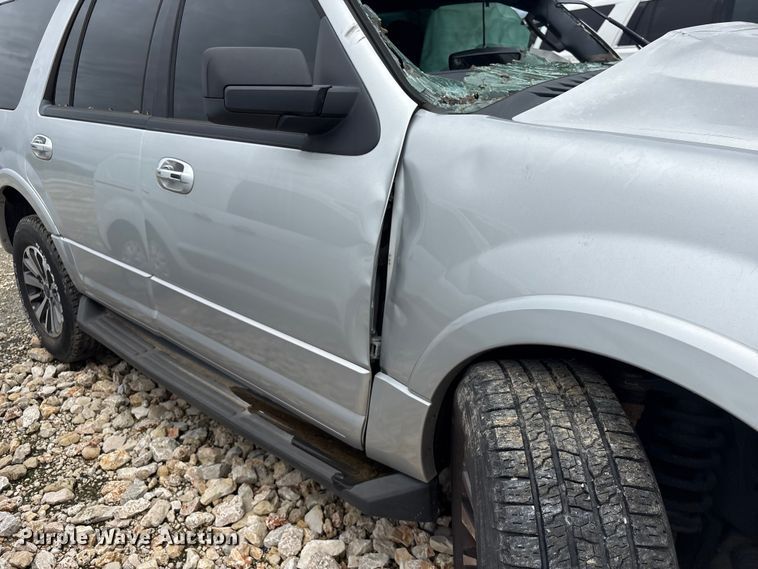 image for item YA3676 2015 Ford Expedition SUV