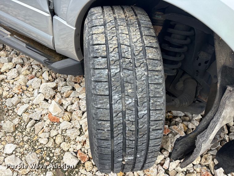 image for item YA3676 2015 Ford Expedition SUV