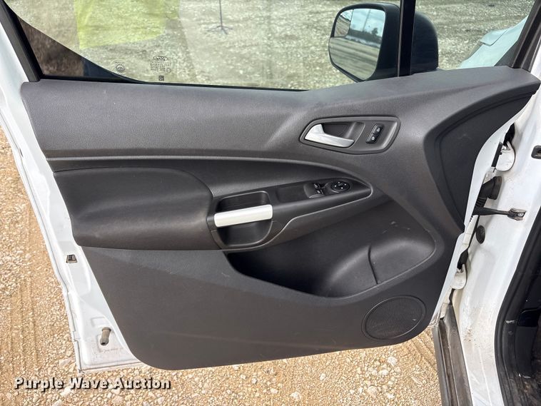 image for item YA3677 2015 Ford Transit Connect van