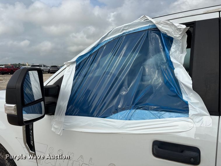 image for item YA3687 2018 Ford F250 Super Duty Ext. Cab pickup truck