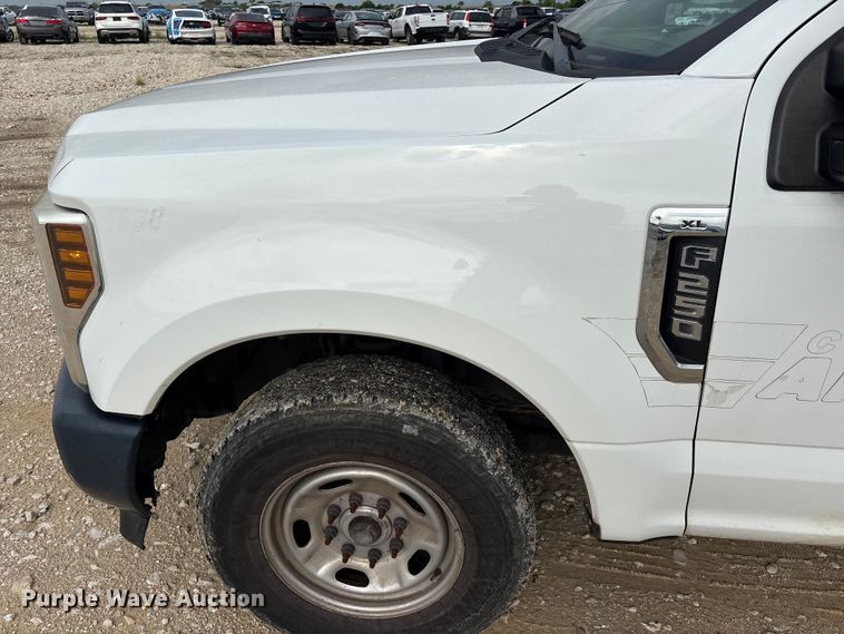 image for item YA3687 2018 Ford F250 Super Duty Ext. Cab pickup truck