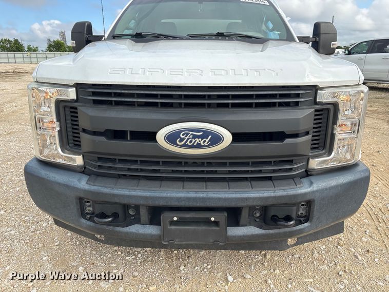 image for item YA3687 2018 Ford F250 Super Duty Ext. Cab pickup truck
