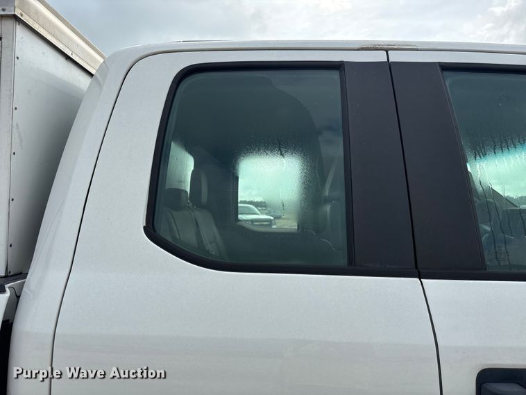 image for item YA3687 2018 Ford F250 Super Duty Ext. Cab pickup truck