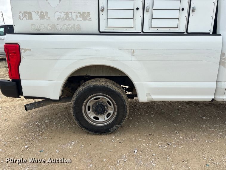 image for item YA3687 2018 Ford F250 Super Duty Ext. Cab pickup truck
