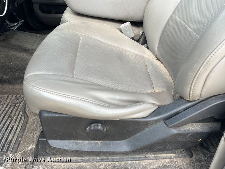 image for item YA3687 2018 Ford F250 Super Duty Ext. Cab pickup truck