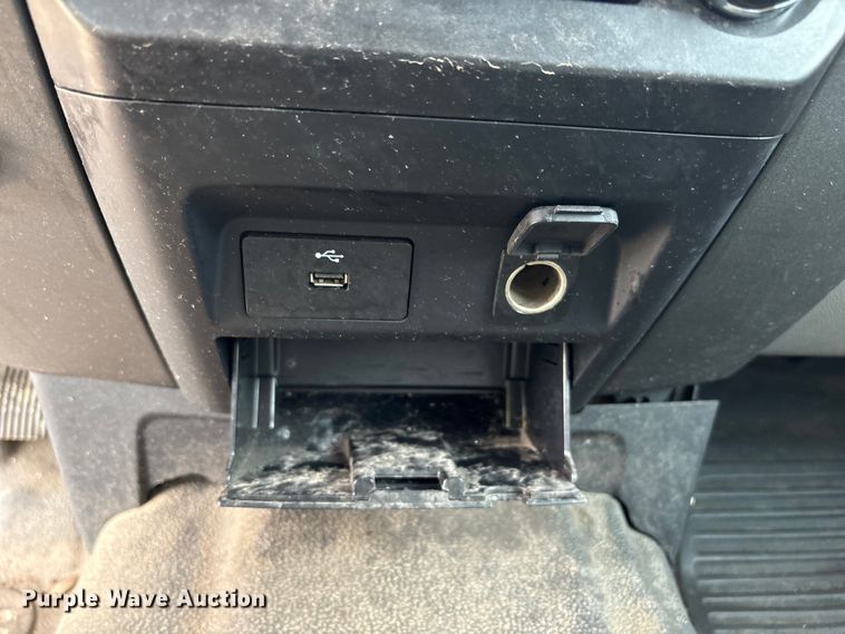 image for item YA3687 2018 Ford F250 Super Duty Ext. Cab pickup truck