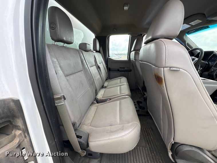 image for item YA3687 2018 Ford F250 Super Duty Ext. Cab pickup truck
