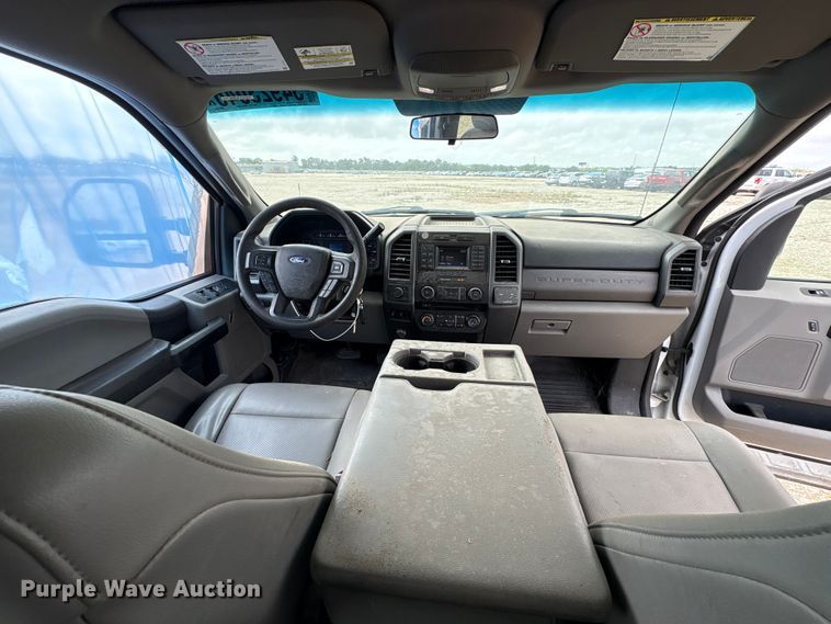 image for item YA3687 2018 Ford F250 Super Duty Ext. Cab pickup truck
