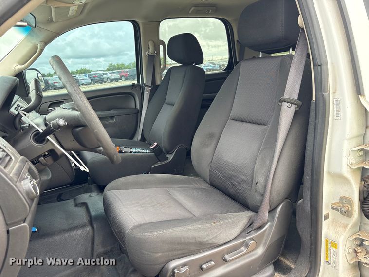 image for item YA3690 2012 Chevrolet Tahoe Police SUV