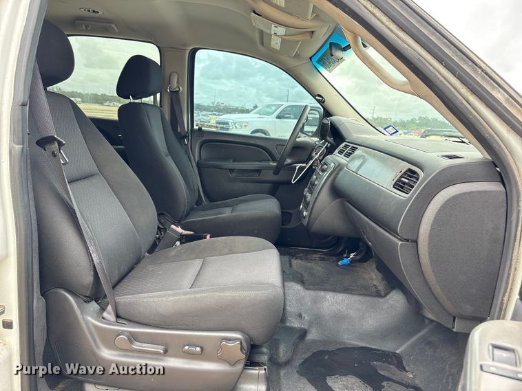 image for item YA3690 2012 Chevrolet Tahoe Police SUV