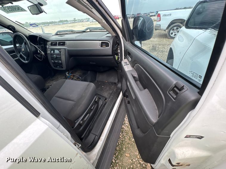 image for item YA3692 2014 Chevrolet Tahoe Police SUV