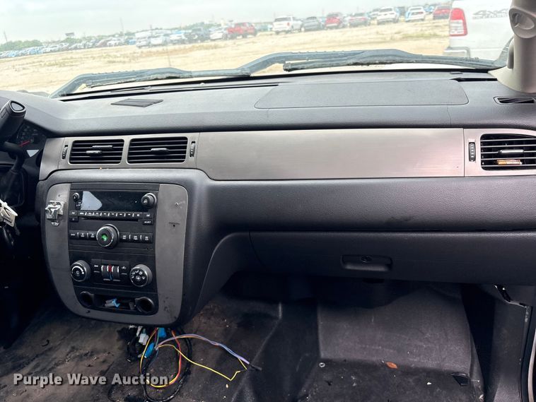 image for item YA3692 2014 Chevrolet Tahoe Police SUV