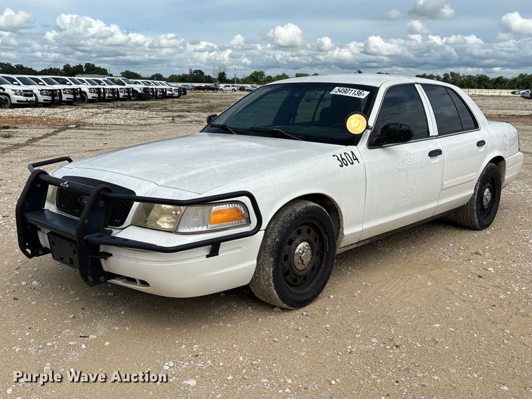 image for item YA3693 2011 Ford Crown Victoria Police Interceptor 