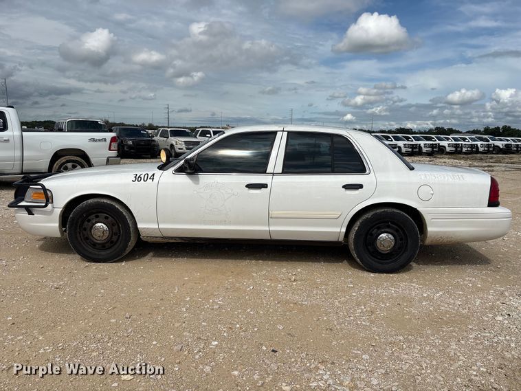 image for item YA3693 2011 Ford Crown Victoria Police Interceptor 