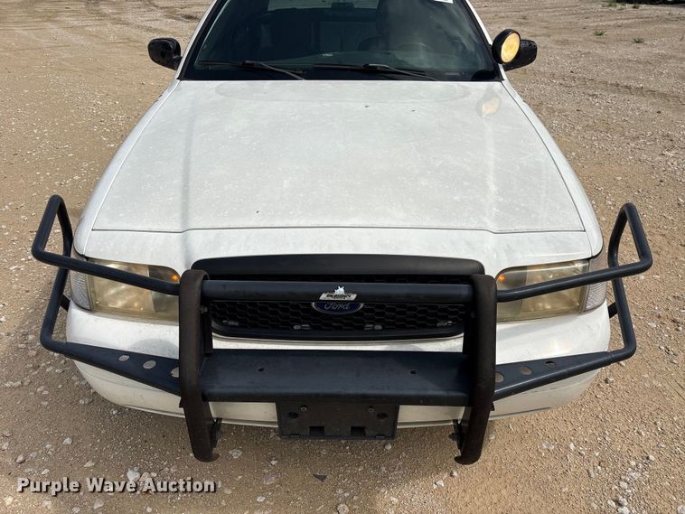 image for item YA3693 2011 Ford Crown Victoria Police Interceptor 