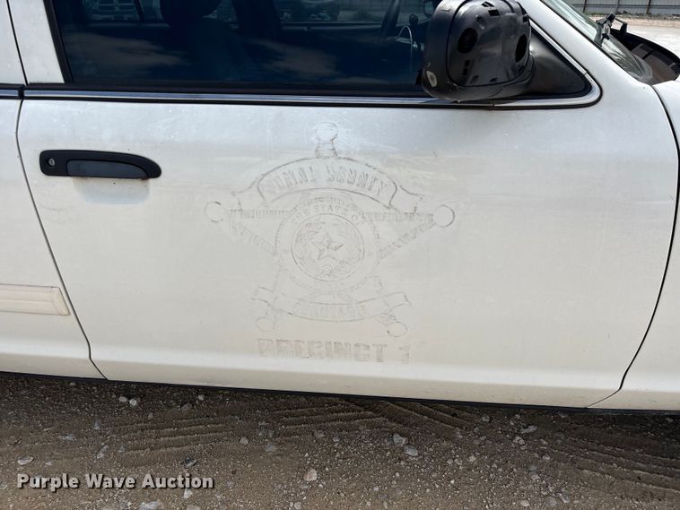 image for item YA3693 2011 Ford Crown Victoria Police Interceptor 