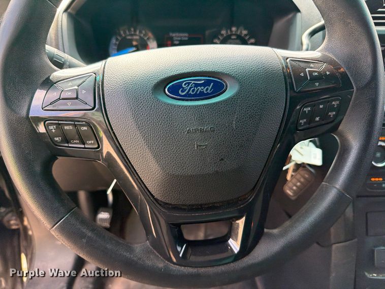 image for item YA3694 2016 Ford Explorer Police Interceptor SUV