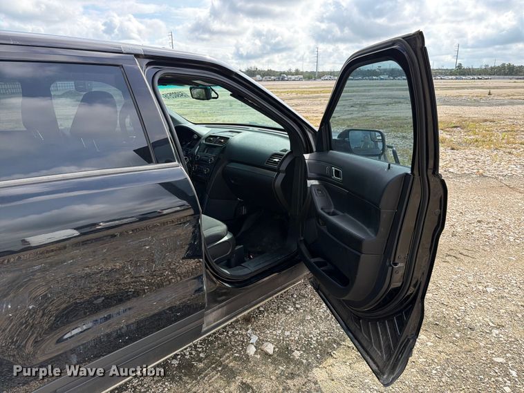 image for item YA3694 2016 Ford Explorer Police Interceptor SUV