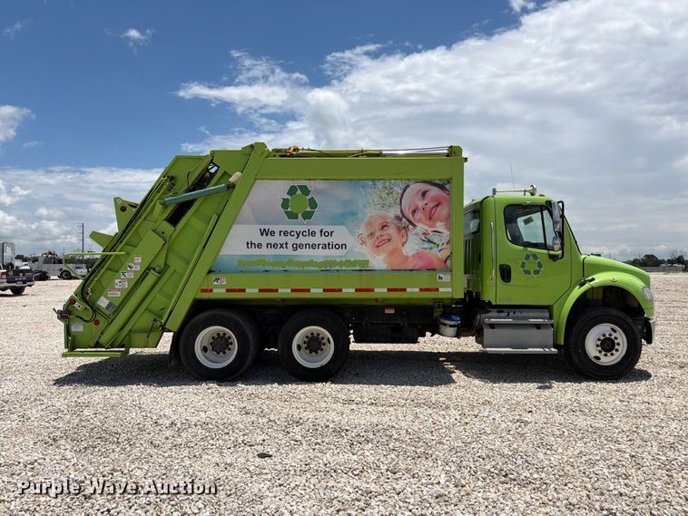image for item YA3695 2011 Freightliner Business Class M2 refuse truck