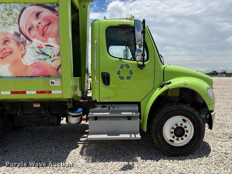 image for item YA3695 2011 Freightliner Business Class M2 refuse truck