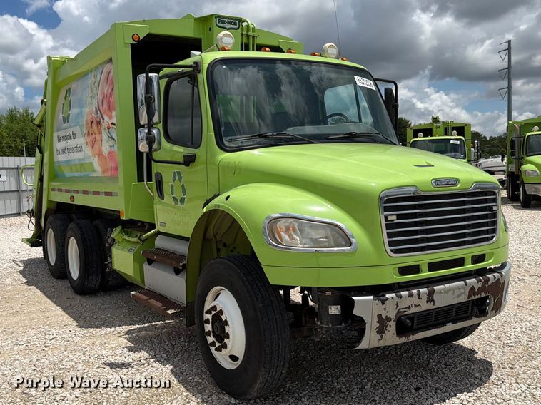 image for item YA3696 2012 Freightliner Business Class M2 refuse trailer