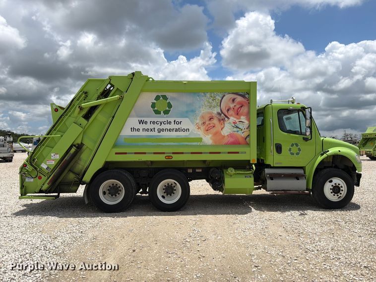 image for item YA3696 2012 Freightliner Business Class M2 refuse trailer