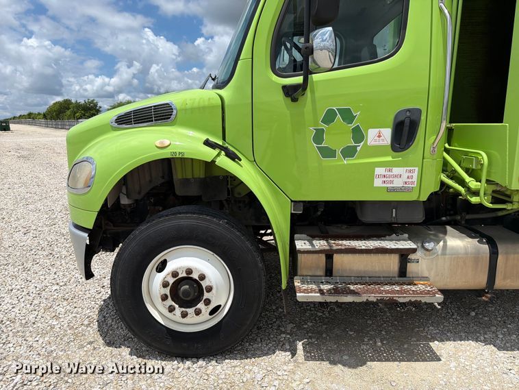 image for item YA3696 2012 Freightliner Business Class M2 refuse trailer