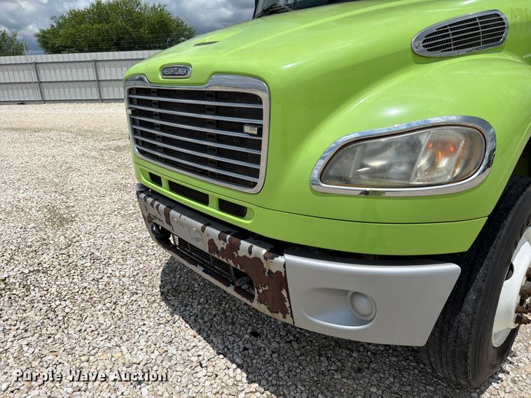 image for item YA3696 2012 Freightliner Business Class M2 refuse trailer