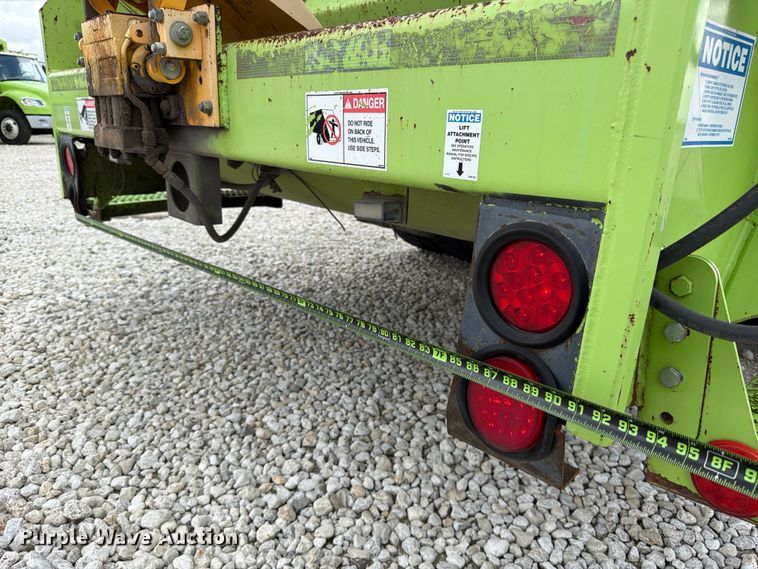 image for item YA3696 2012 Freightliner Business Class M2 refuse trailer