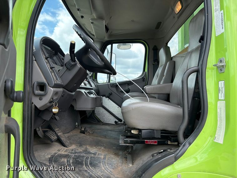 image for item YA3696 2012 Freightliner Business Class M2 refuse trailer