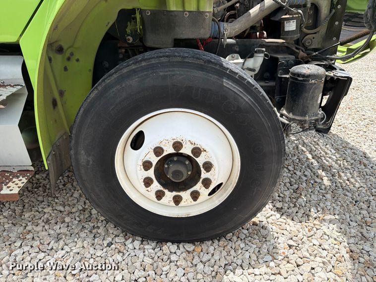 image for item YA3696 2012 Freightliner Business Class M2 refuse trailer
