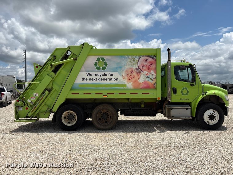 image for item YA3697 2016 Freightliner Business Class M2 refuse truck