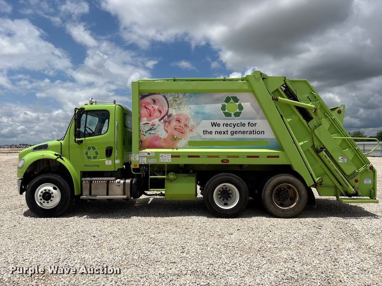 image for item YA3697 2016 Freightliner Business Class M2 refuse truck