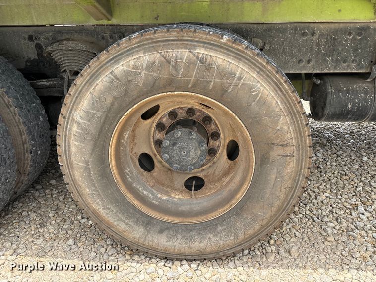 image for item YA3697 2016 Freightliner Business Class M2 refuse truck